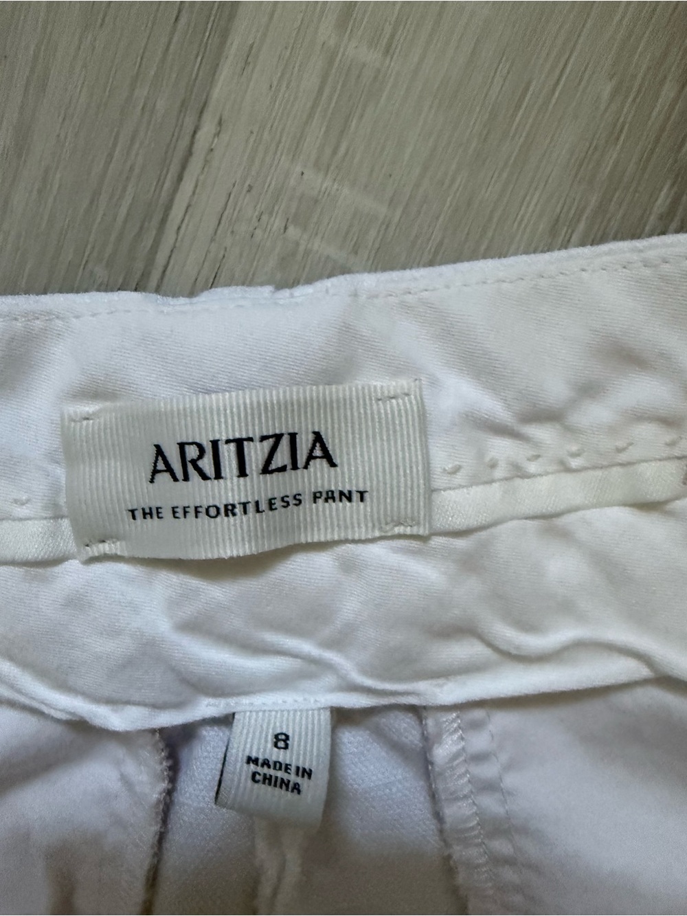 Aritzia Effortless Trousers - Picture 5 of 5